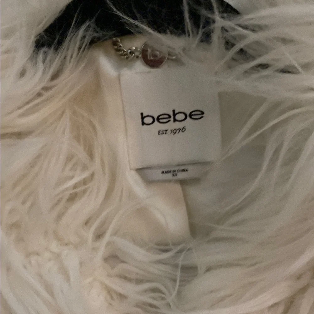 Bebe XS white shaggy Mongolian faux fur coat jacket - Picture 3 of 6